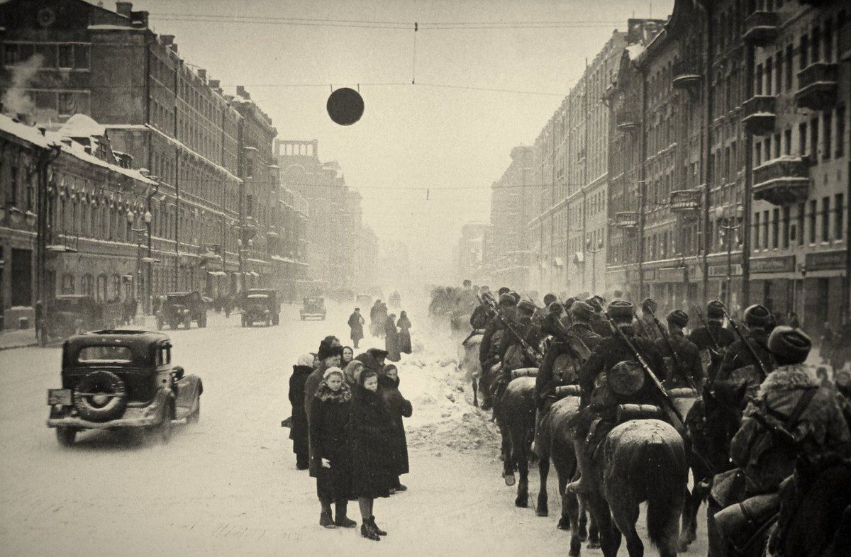                                                     Фото Москвы, октябрь 1941 год