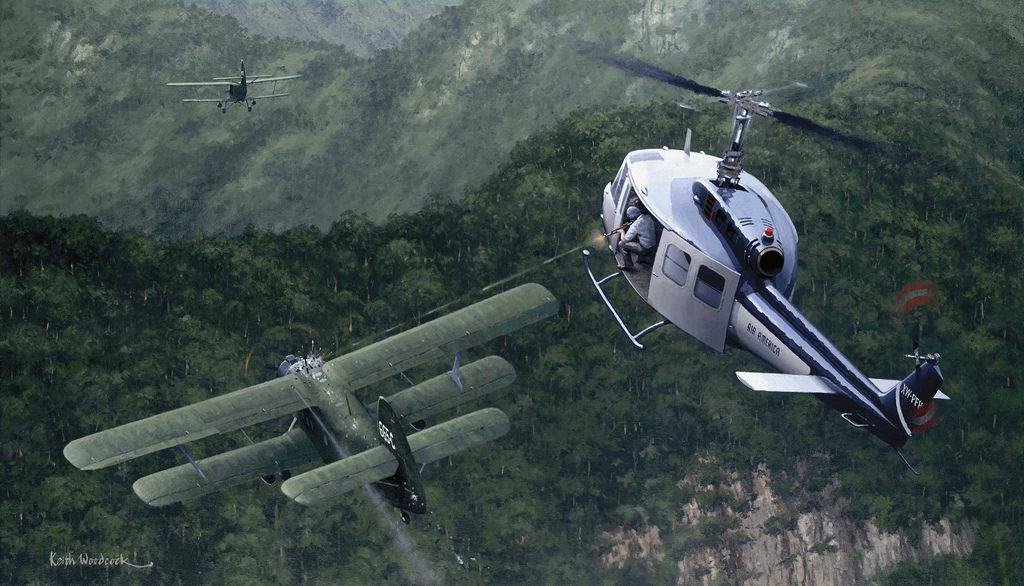 Вертолет UH-1 компании "Эйр Америка" ведет огонь по самолетам АН-2 во Вьетнаме. Картина. Источник - фотографии Google. 