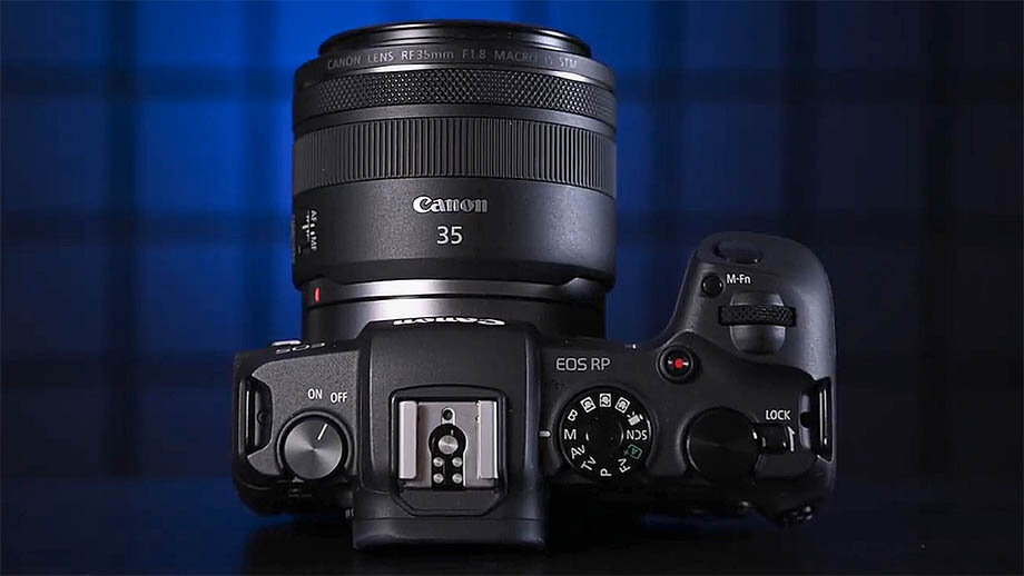 
Canon EOS RP + Canon RF 35mm F1.8 MACRO IS STM
