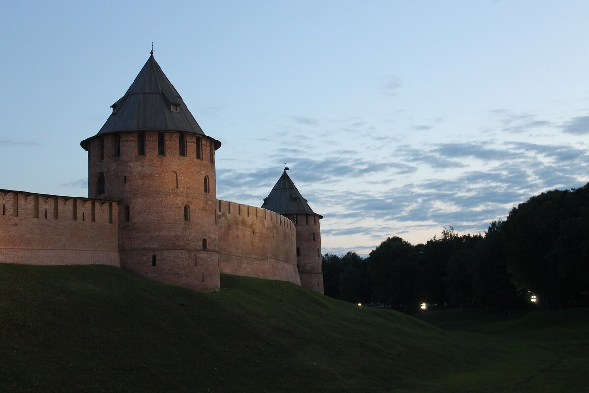 Новгородский Детинец (так же Новгородский кремль)