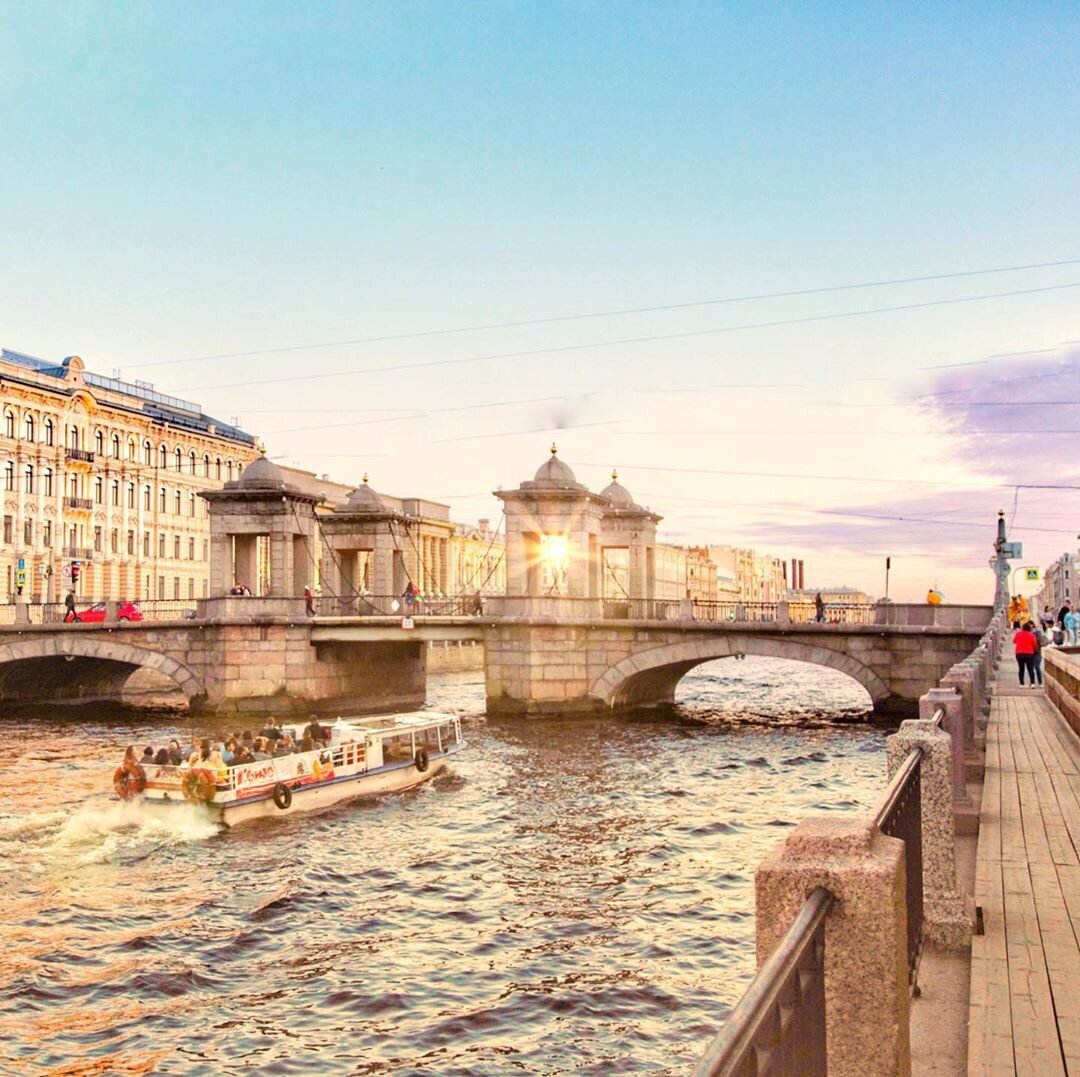 Отдых в питере. Питер Ломоносовский мост. Улица Ломоносова Санкт-Петербург мост. Санкт-Петербург площадь Ломоносова мост. СПБ по рекам и каналам мост Ломоносова.