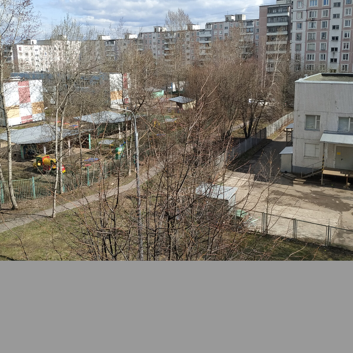 Вид с балкона.