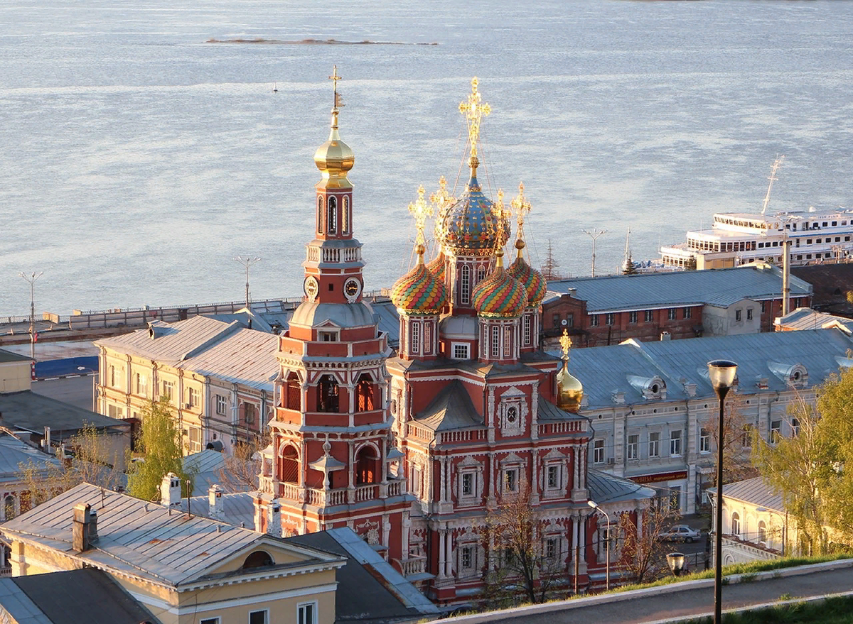 Храм в честь собора пресвятой богородицы. Рождественская Церковь Нижний Новгород. Строгановская Церковь Нижний Новгород. Церковь собора Пресвятой Богородицы Нижний Новгород. Рождестаенскпя Церковь Нижни Новгород.