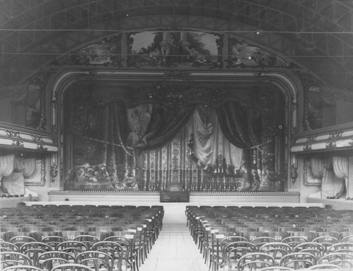 театр БУФФ .