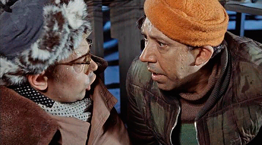 А звук "ы" для иностранного уха звучит даже страшнее, чем все остальное. (с) Леонид Гайдай/«Мосфильм», Второе творческое объединение, 1965 