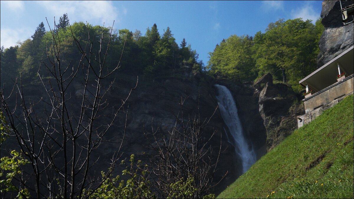 Водопад в Швейцарии Шерлок Холмс