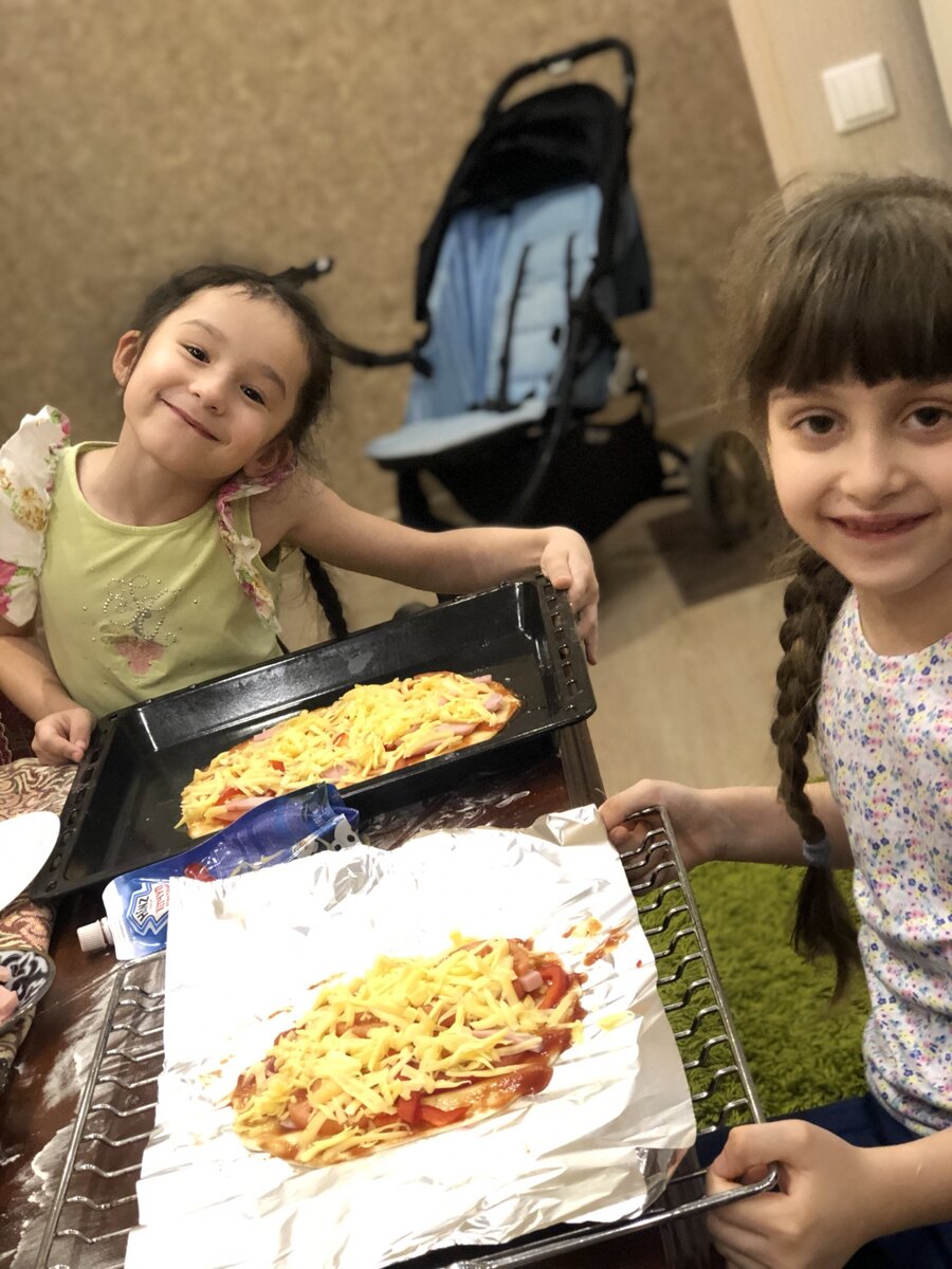 Даже подружки дочек у нас в гостях готовят сами!