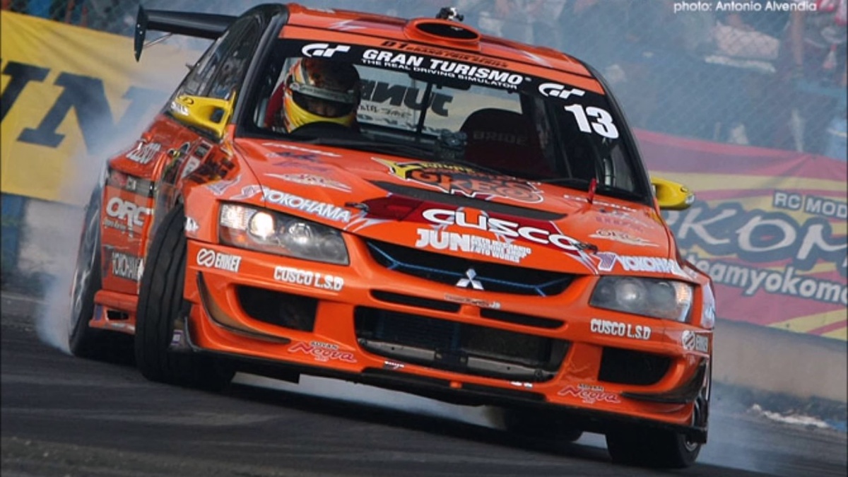 Mitsubishi Lancer Evolution 9 Team Orange.