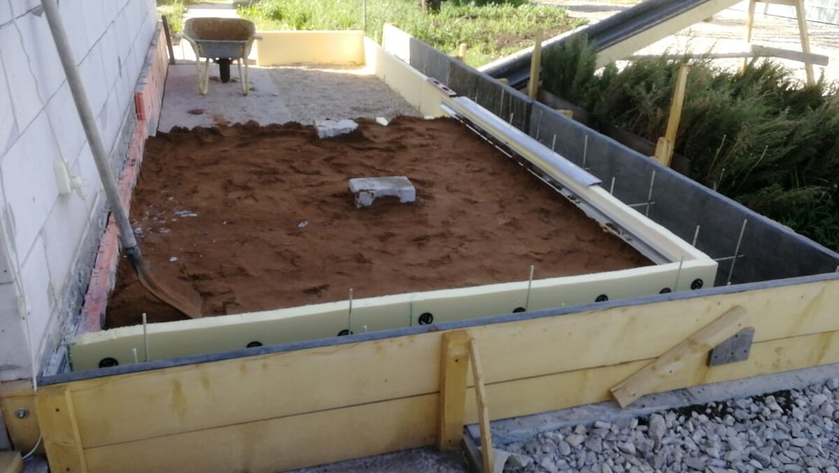 Делаю фундамент пристройки