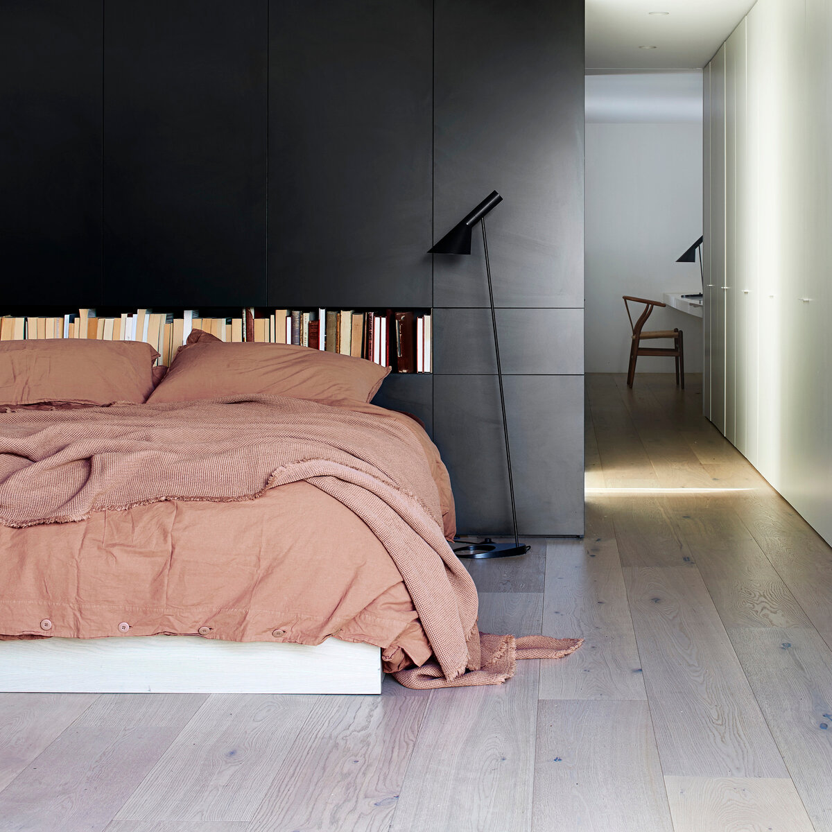 -может, ламинат? https://static.dezeen.com/