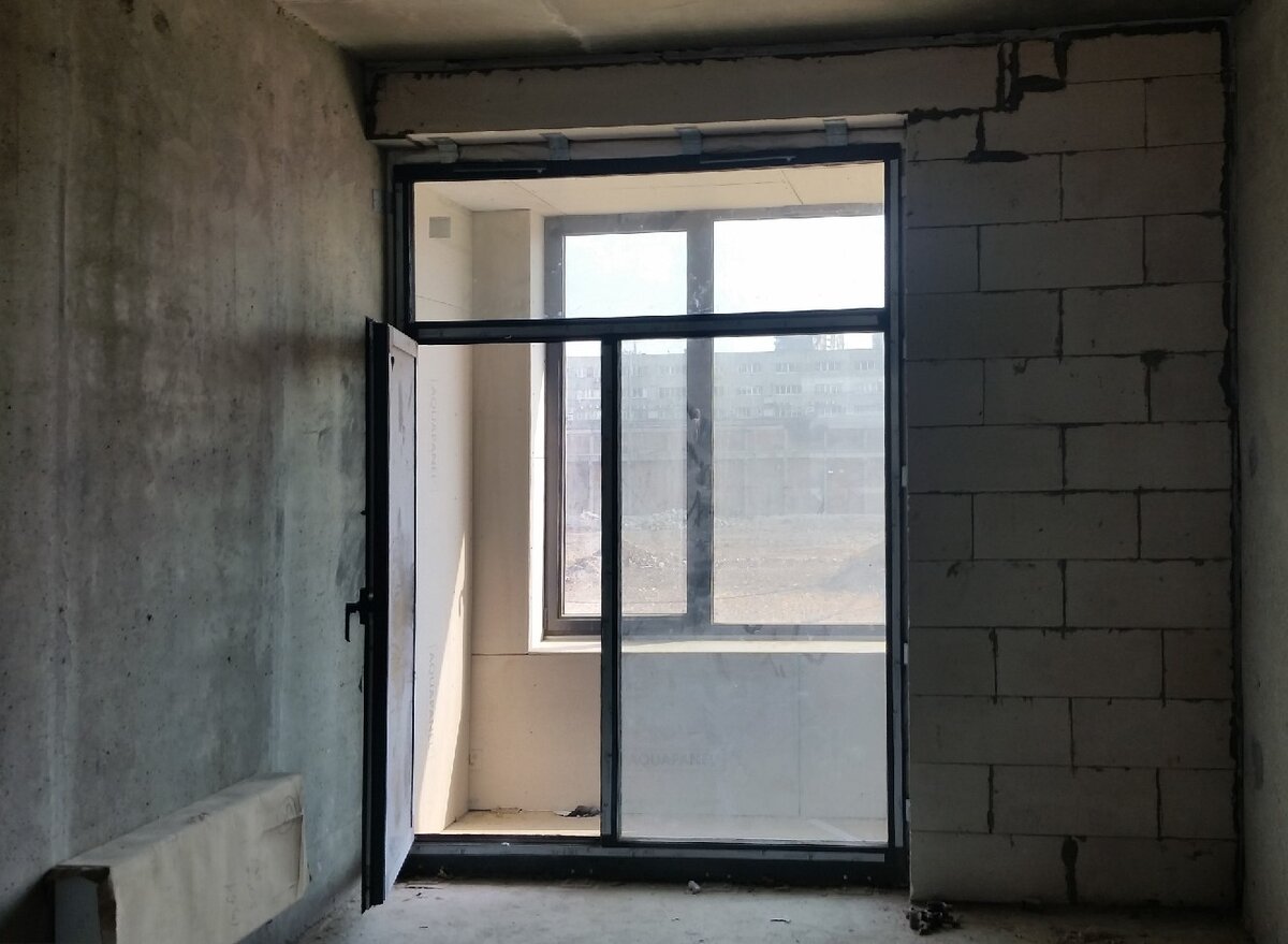 Межкомнатные окна в стене от производителя IVEGROUP