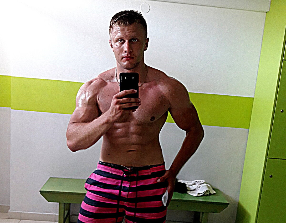 Инноватор Ковалёв на отдыхе.