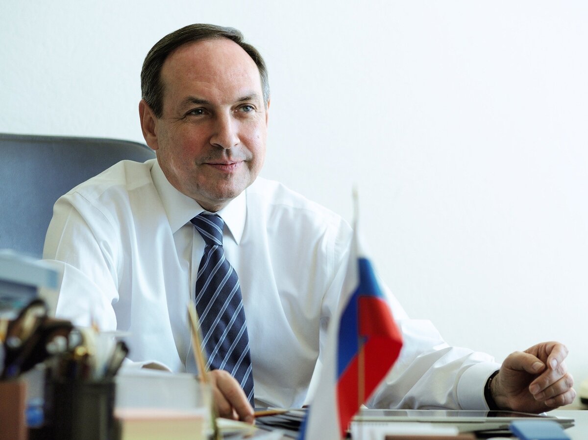 Вячеслав Никонов