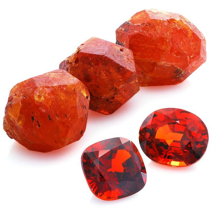 Spessartine Garnet. Spessartite Garnet. Оранжевый гранат спессартин. Spessartite Garnet камень.