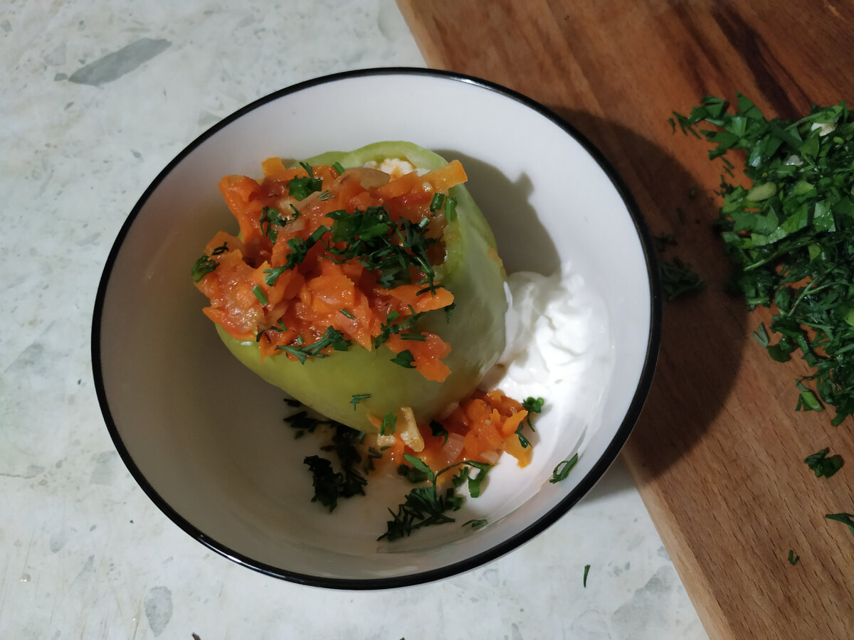 Фаршированный перец с заправкой