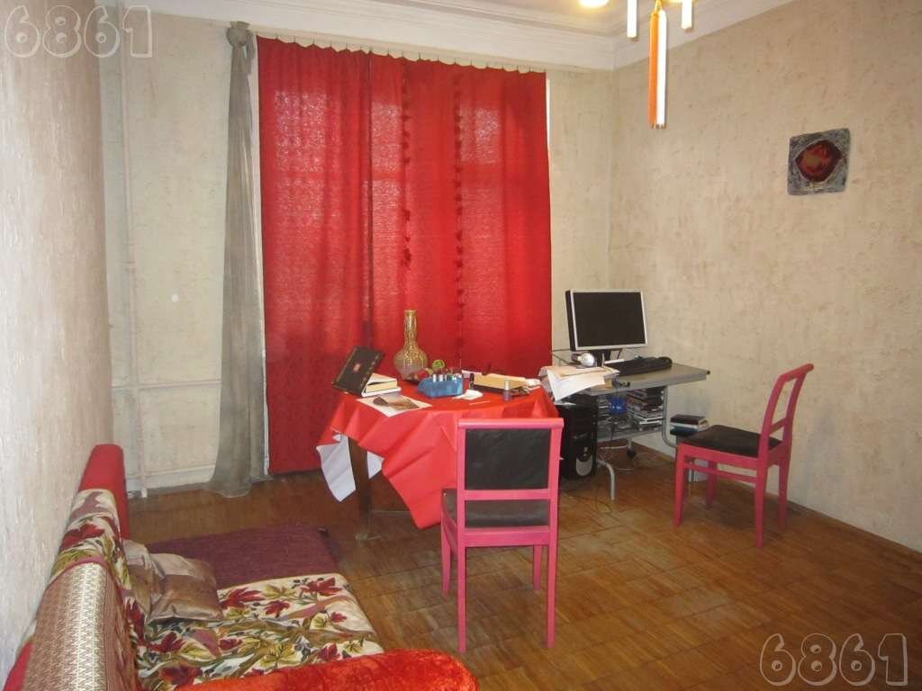 Проходная комната до ремонта