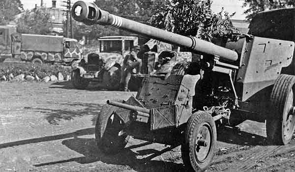 Противотанковые пушки 8,8 cm Pak 43/41 и 3,7 cm Pak