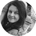 ЮЛИЯ МАНУКОВА, колумнист