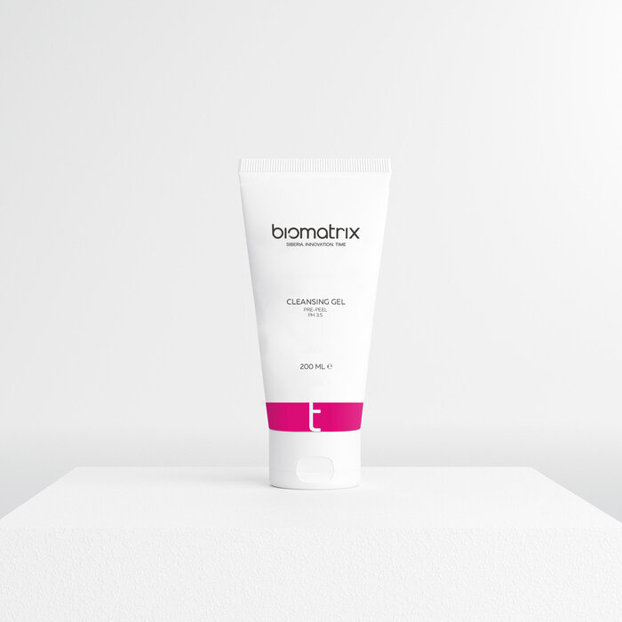 Гель для умывания , о котором я говорила ранее.