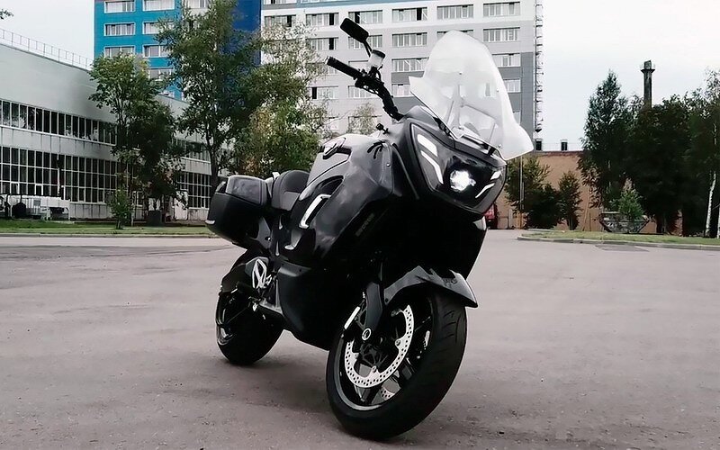 Российский премиальный электромотоцикл Aurus