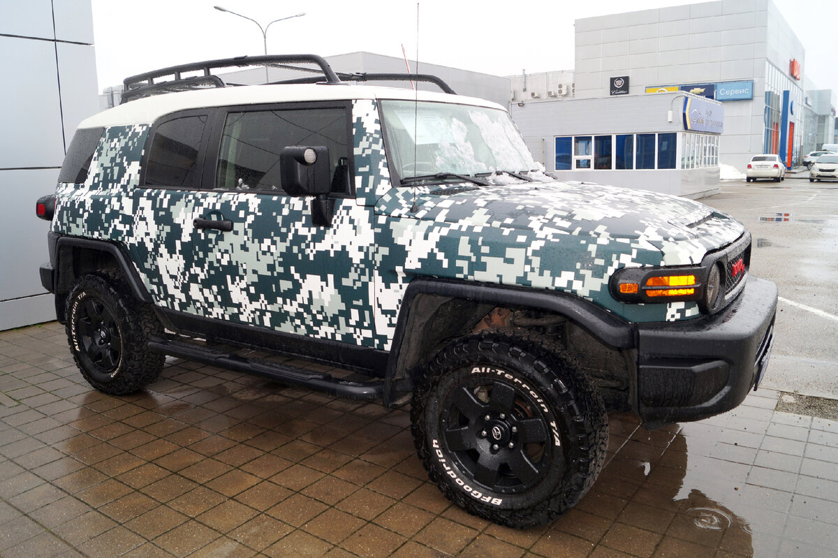 Выскочило объявление о продаже Toyota FJ Cruiser. Бросаю все свои дела, еду  смотреть редкий внедорожник | МЕХВОД | Дзен