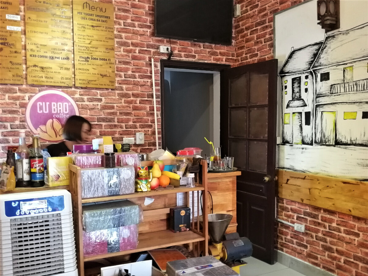 Вьетнамское кафе в Ханое