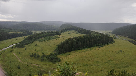 Памятник природы ''Серый Камень'' в Суксунском районе Пермского края России (Средний Урал)