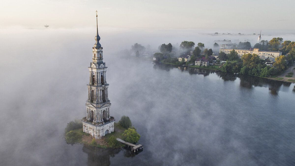    Калязинская колокольня (Фото Dmitri Lovetsky / AP / TASS)