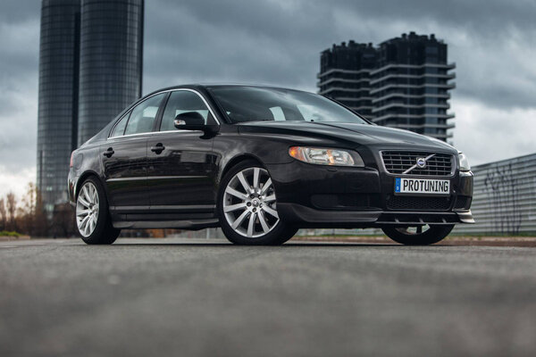 Volvo S80. Фото © Shutterstock