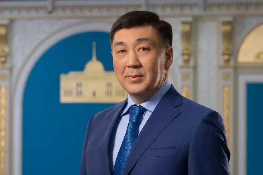    Фото: Gov.kz. На фото: Ернар Баспаев Август Макаров