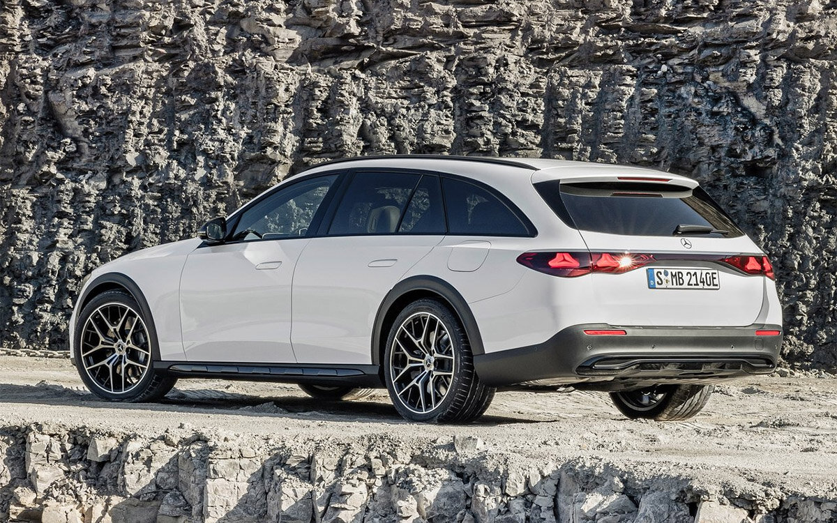 Mercedes-Benz📷Mercedes-Benz E-Class All-Terrain