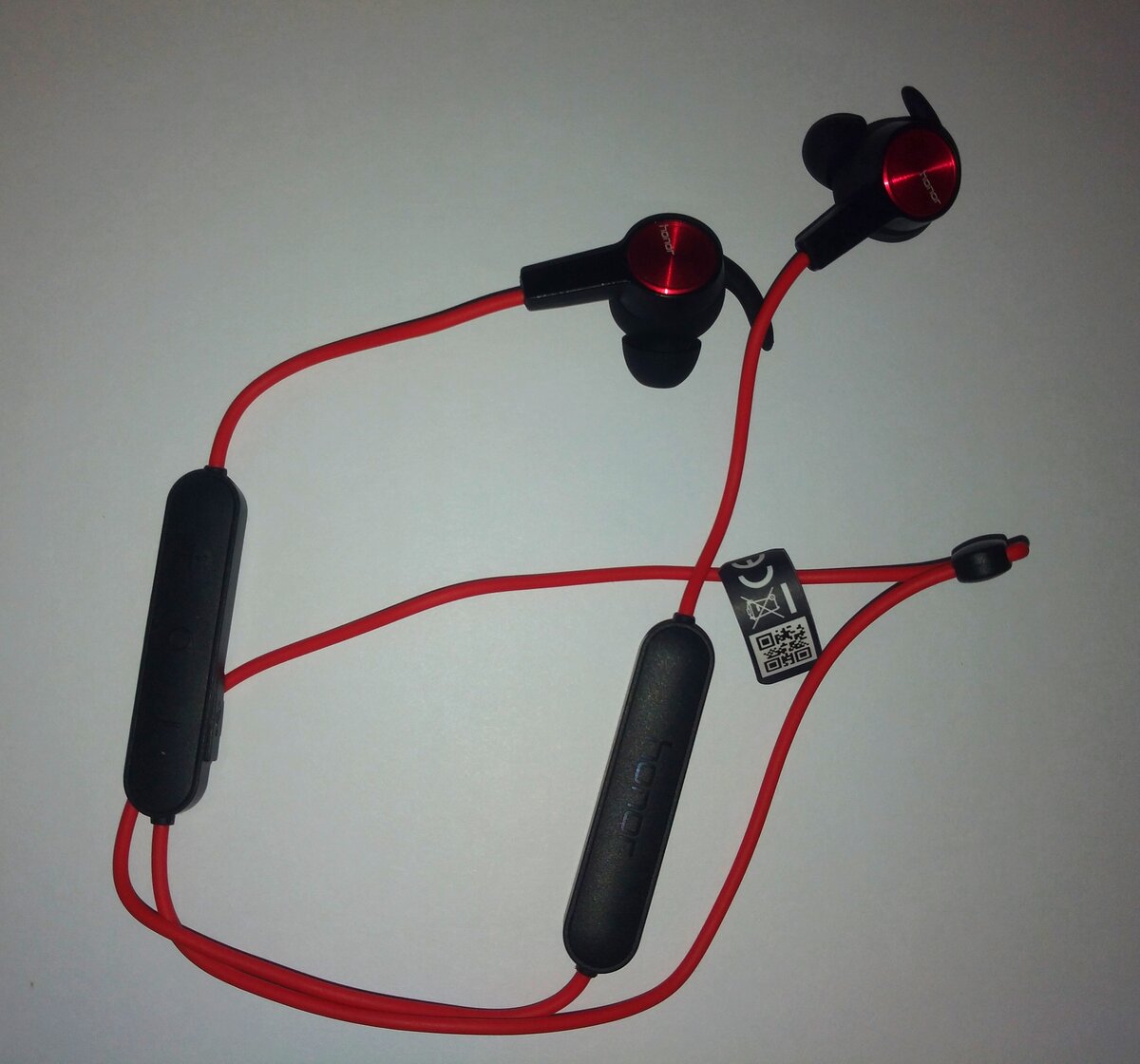 Внешний вид наушников.