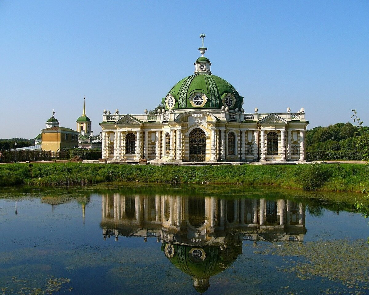 Дворцы москвы и подмосковья фото с названиями