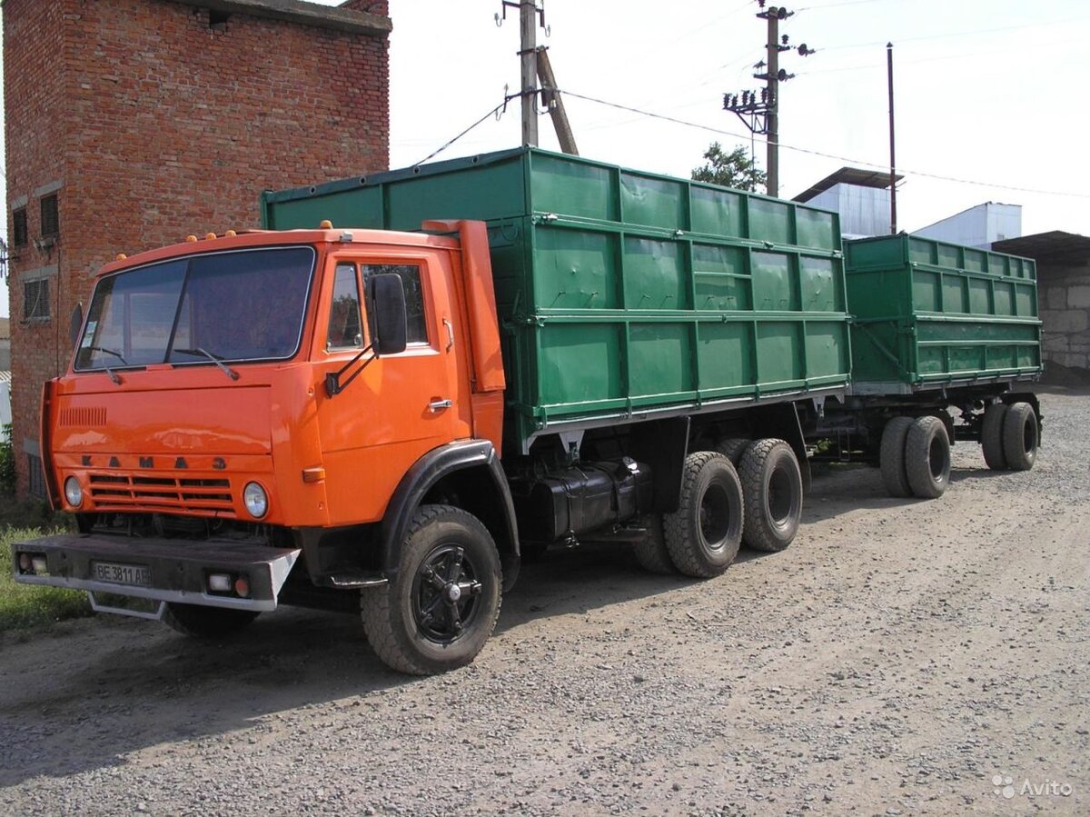 КАМАЗ-55102 — первый самосвал для сельского хозяйства | KAMAZ-online | Дзен