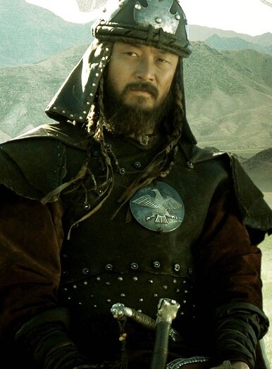 Современный актер в роли Чингисхана, из к/ф "Монгол"