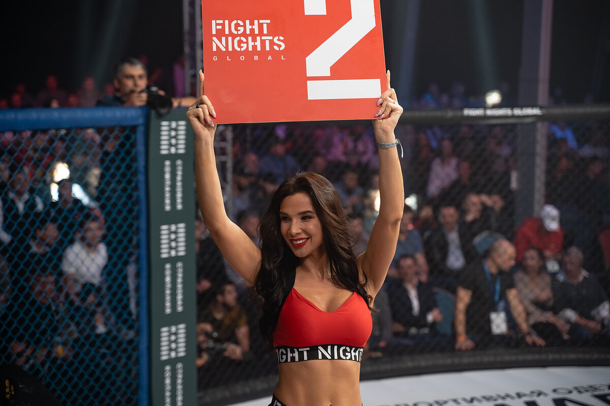 Night global. Ринг герл файт Найт. Файт Найт Глобал ринг герлз. Fight Nights ринг герлз.