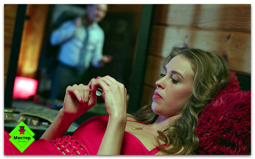 «Зая, я привезла 10 чемоданов с платьюшками. Ты не обиделся?...»