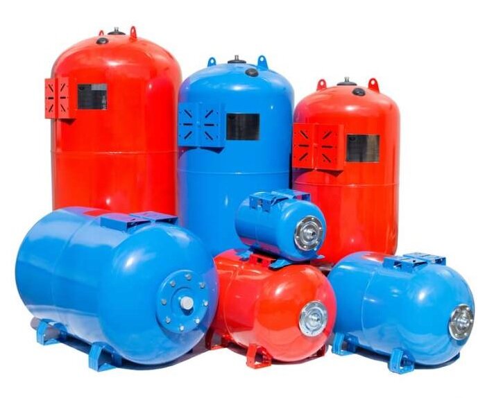 Изображение: Гидроаккумуляторные баки Zilmet, Италия. Источник: vodolei-spb.ru