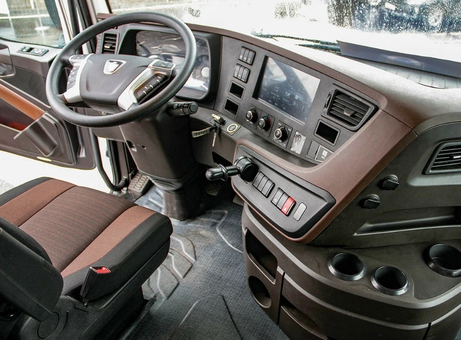 Пластиковая панель жёсткая