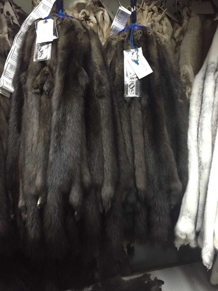 www.levstores.com