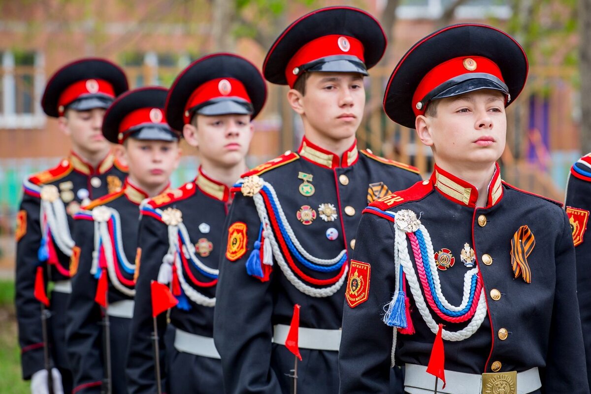 Кадетский корпус, что это значит для ребенка. | Александр Дубков | Дзен