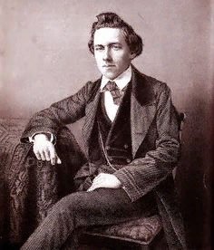 https://i.pinimg.com/236x/21/87/76/218776b6c49d15752958a7882f20a490--paul-morphy-chess-players.jpg 