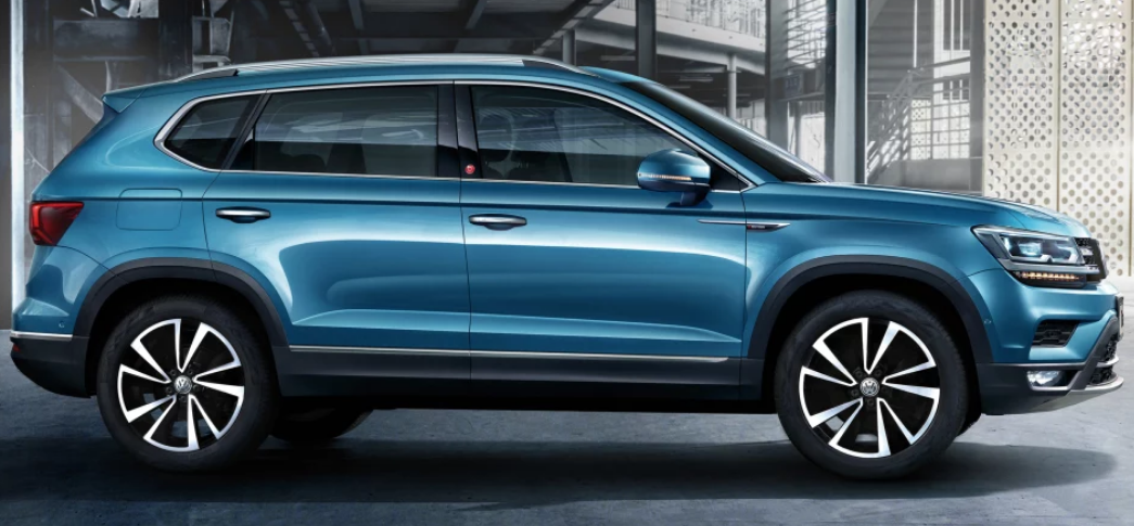 Volkswagen tharu xr. Фольксваген Тарек. Фольксваген Tharu. Фольксваген новый кроссовер тару. VW Tharu 2023