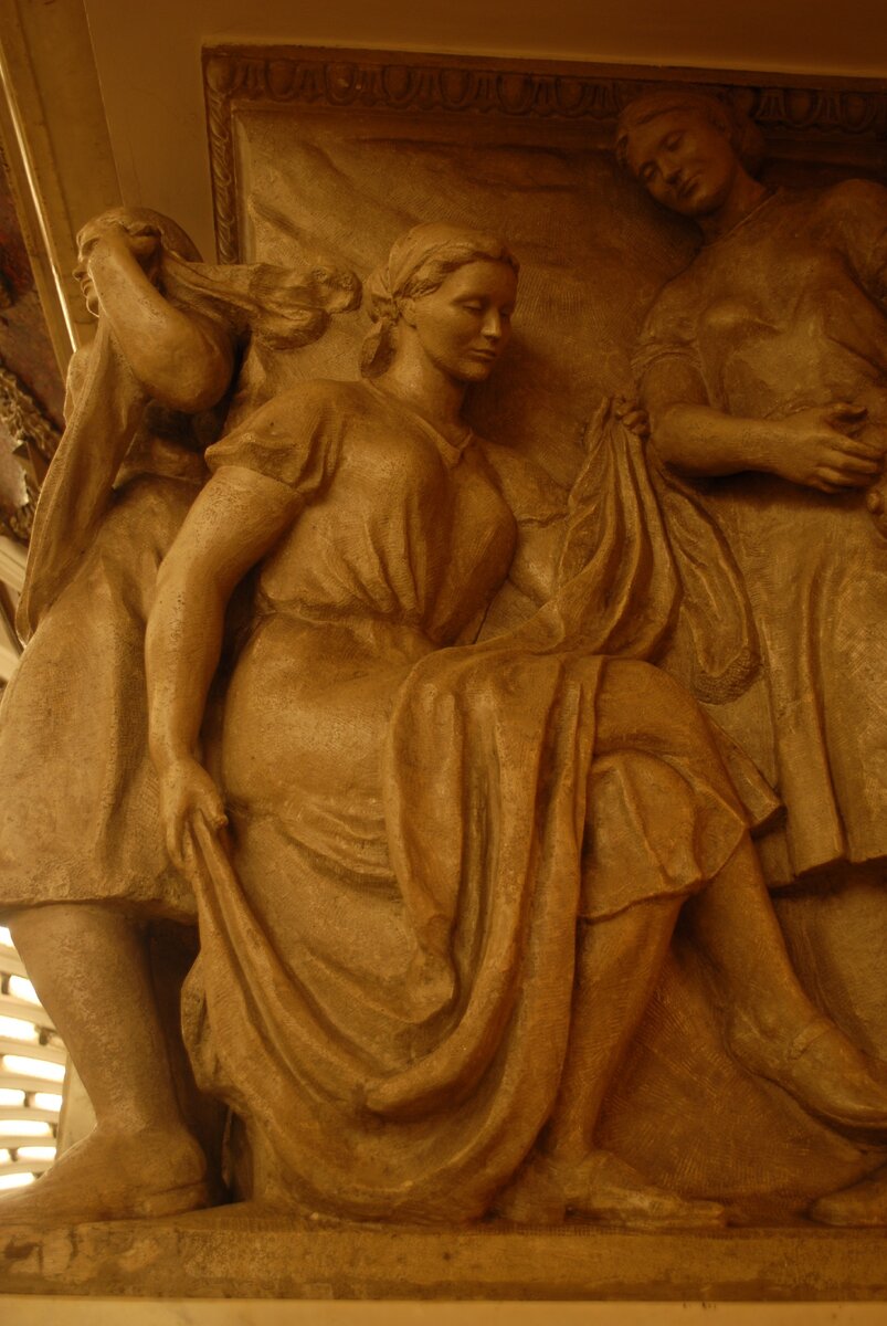 горельеф ст. м. Нарвская. Фото 17.02.2020 г.