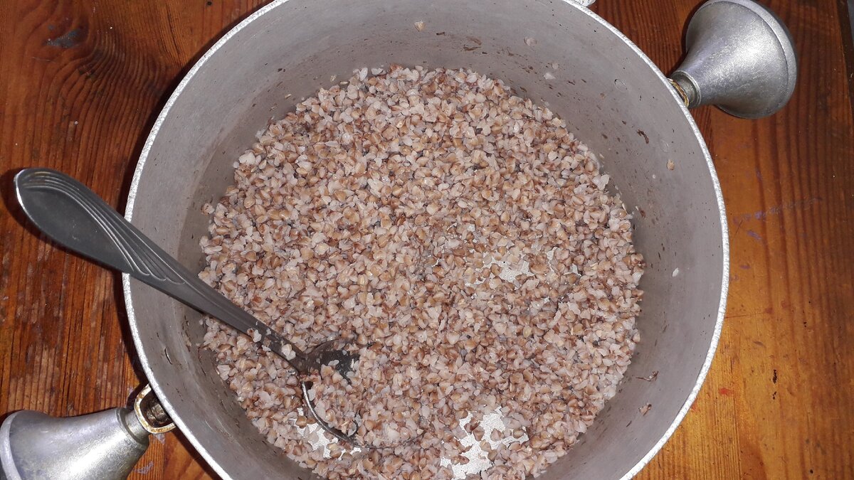 Отвариваем гречневую кашу