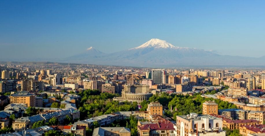 Армения, вид на Ереван