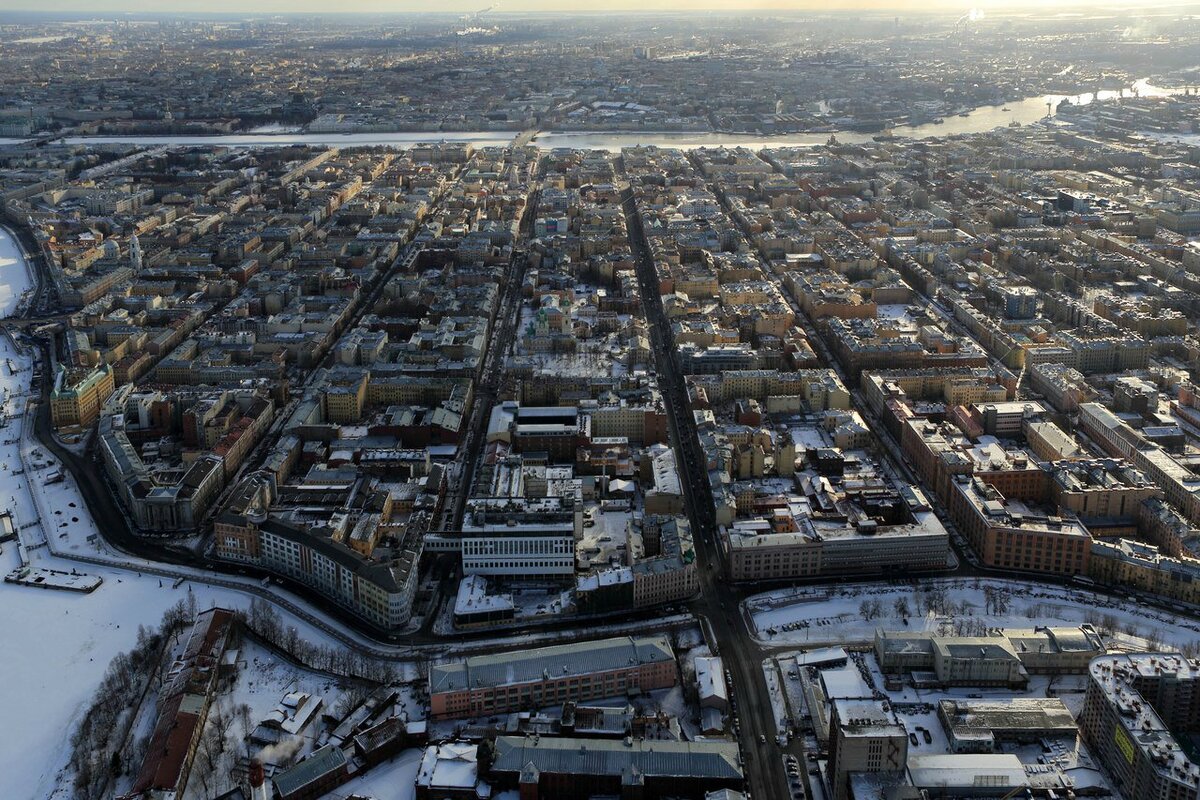 Город севернее санкт петербурга. Васильевский остров Санкт-Петербург с высоты птичьего полета. Васильевский остров с высоты птичьего полета. Васильевский остров Санкт-Петербург вид сверху. Питер Васильевский остров с высоты птичьего полета.