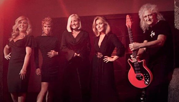 Брайан и WOMAN