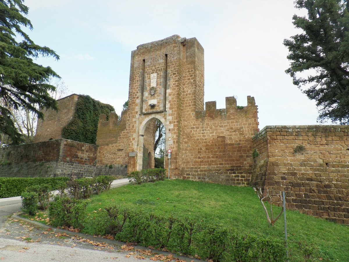 крепость Альборнос