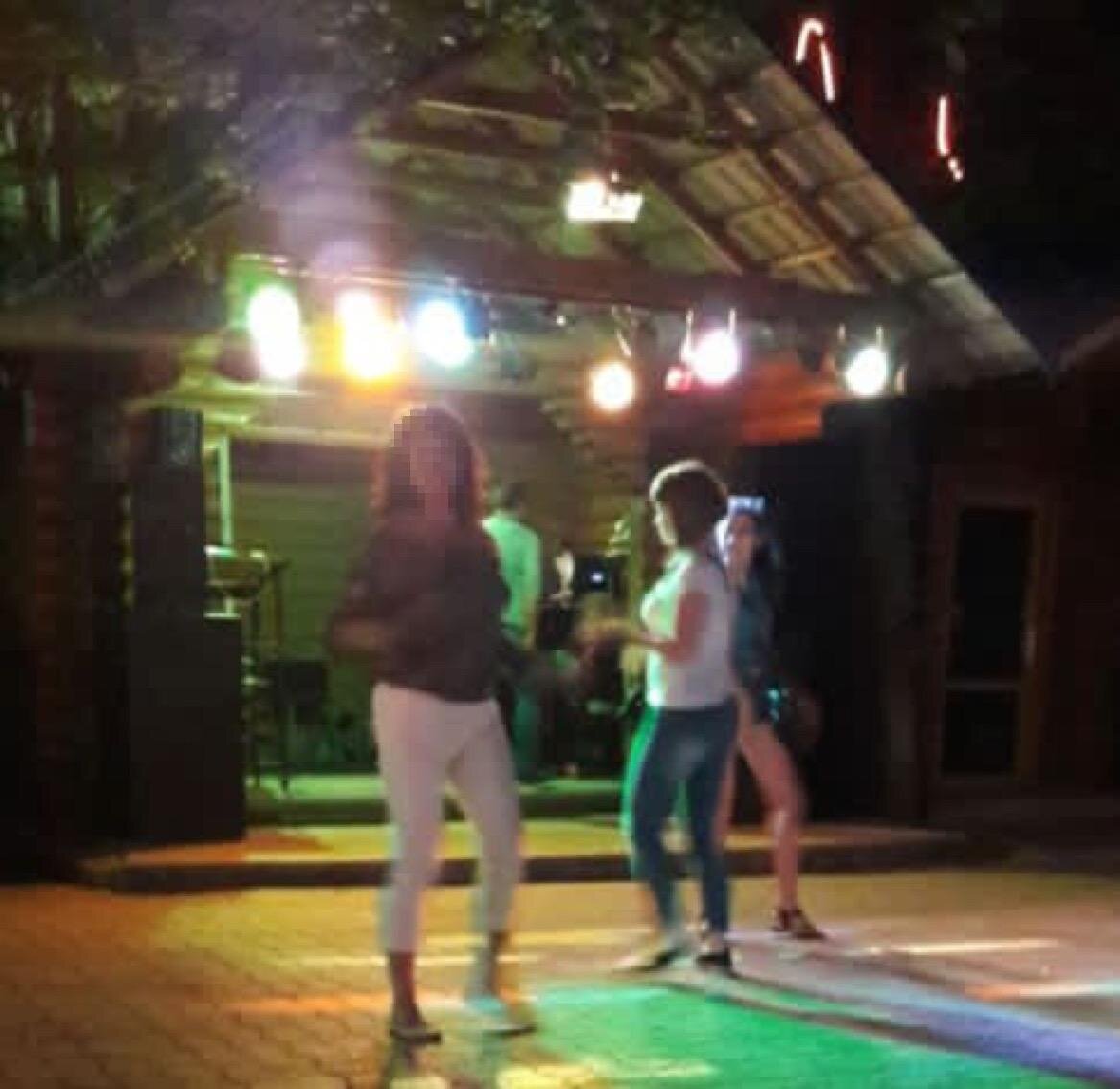 Пьяные танцы до утра